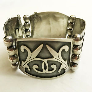 MEXICO Sterling Silver Fleur de Lys Ball Bracelet